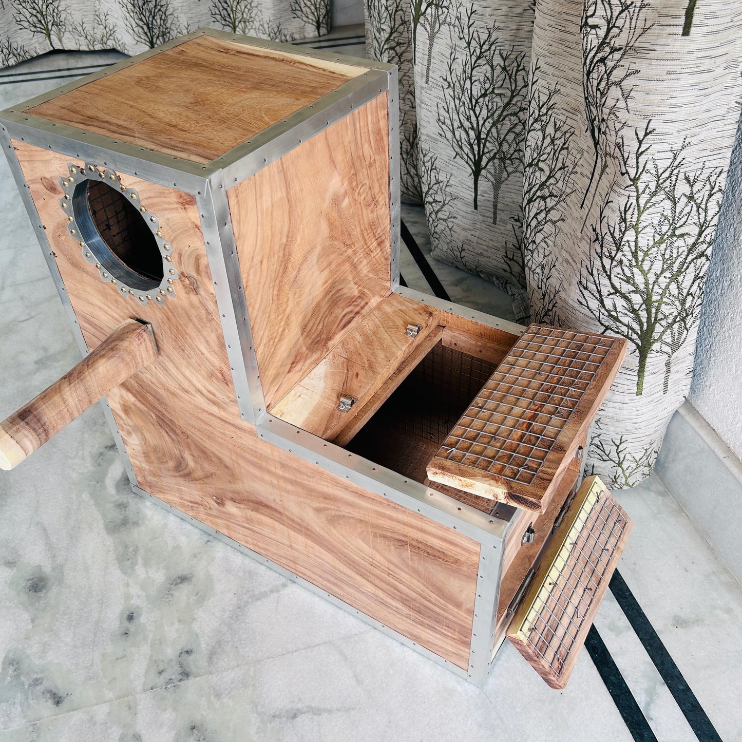 African Grey Parrot Wooden Breeding Box 24x24 Inch L Shape | 1 Inch Thick Wood Nest Box with Double Door & Full Inner Wire Net Gray Parrot Box