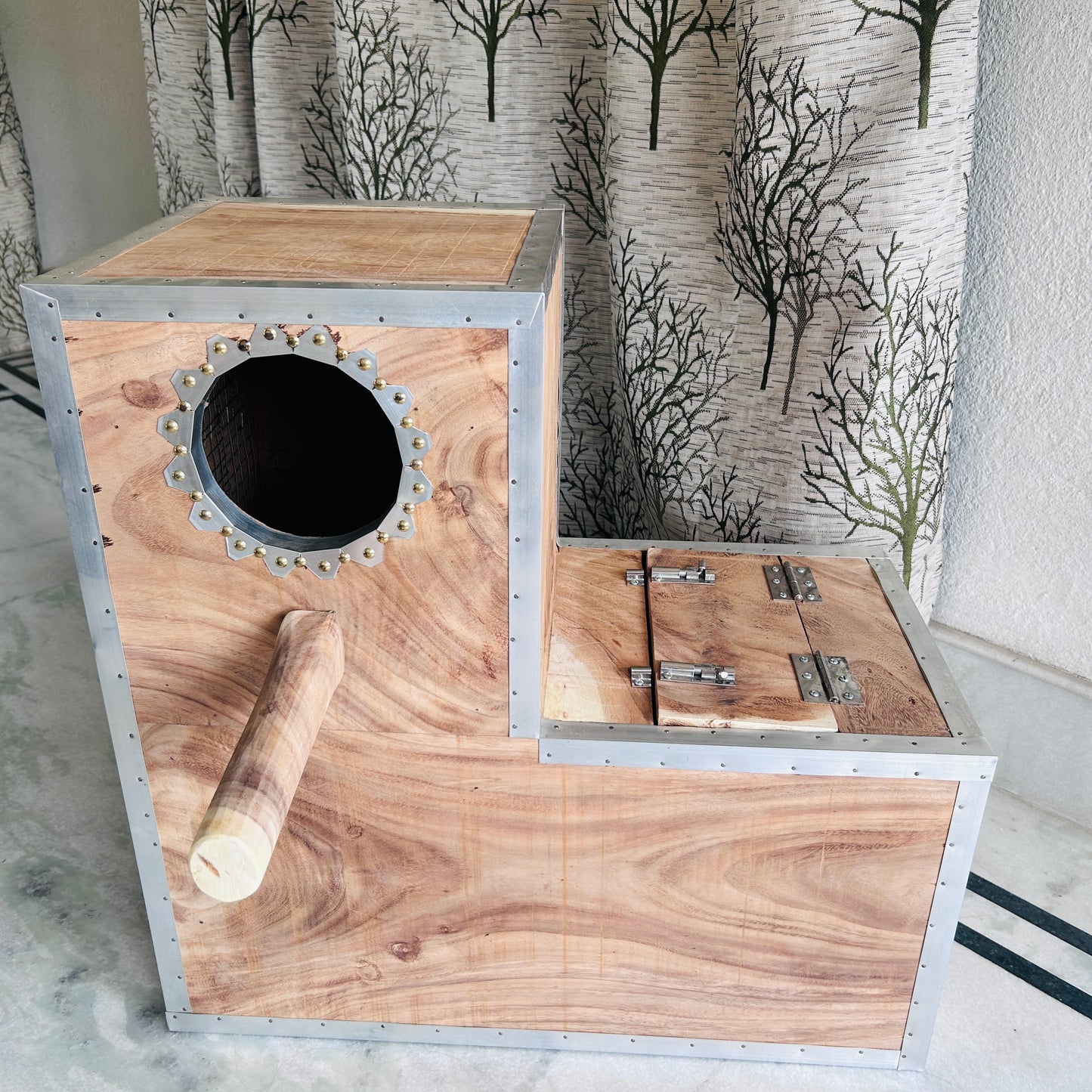 African Grey Parrot Wooden Breeding Box 24x24 Inch L Shape | 1 Inch Thick Wood Nest Box with Double Door & Full Inner Wire Net Gray Parrot Box
